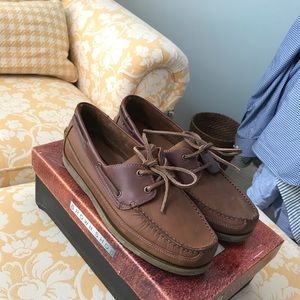 Boat shoes 10.5